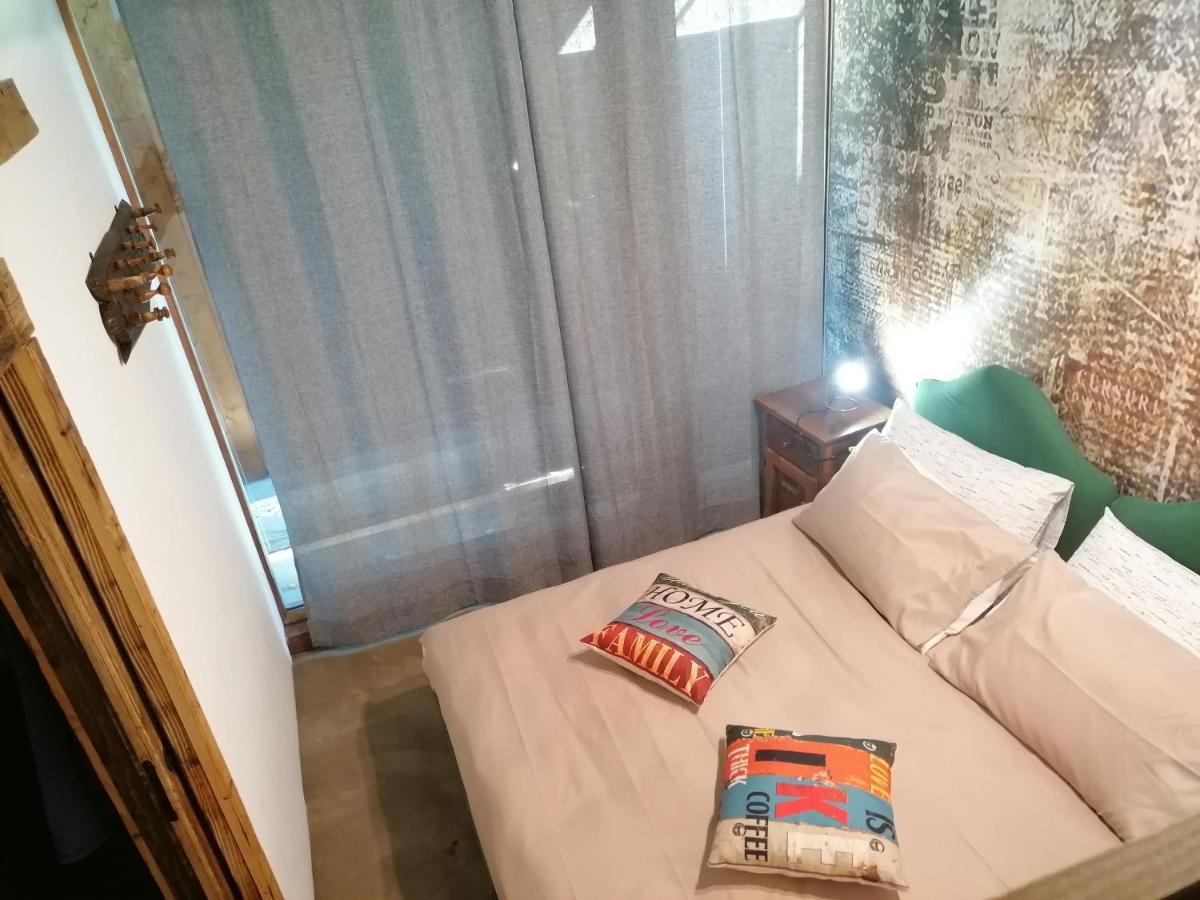Loft In *